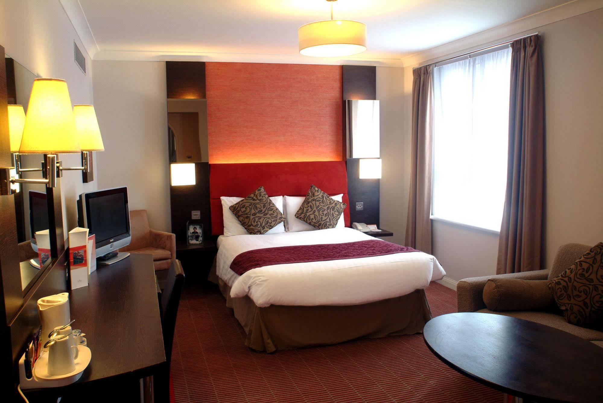 The Dragon Hotel Swansea Kültér fotó