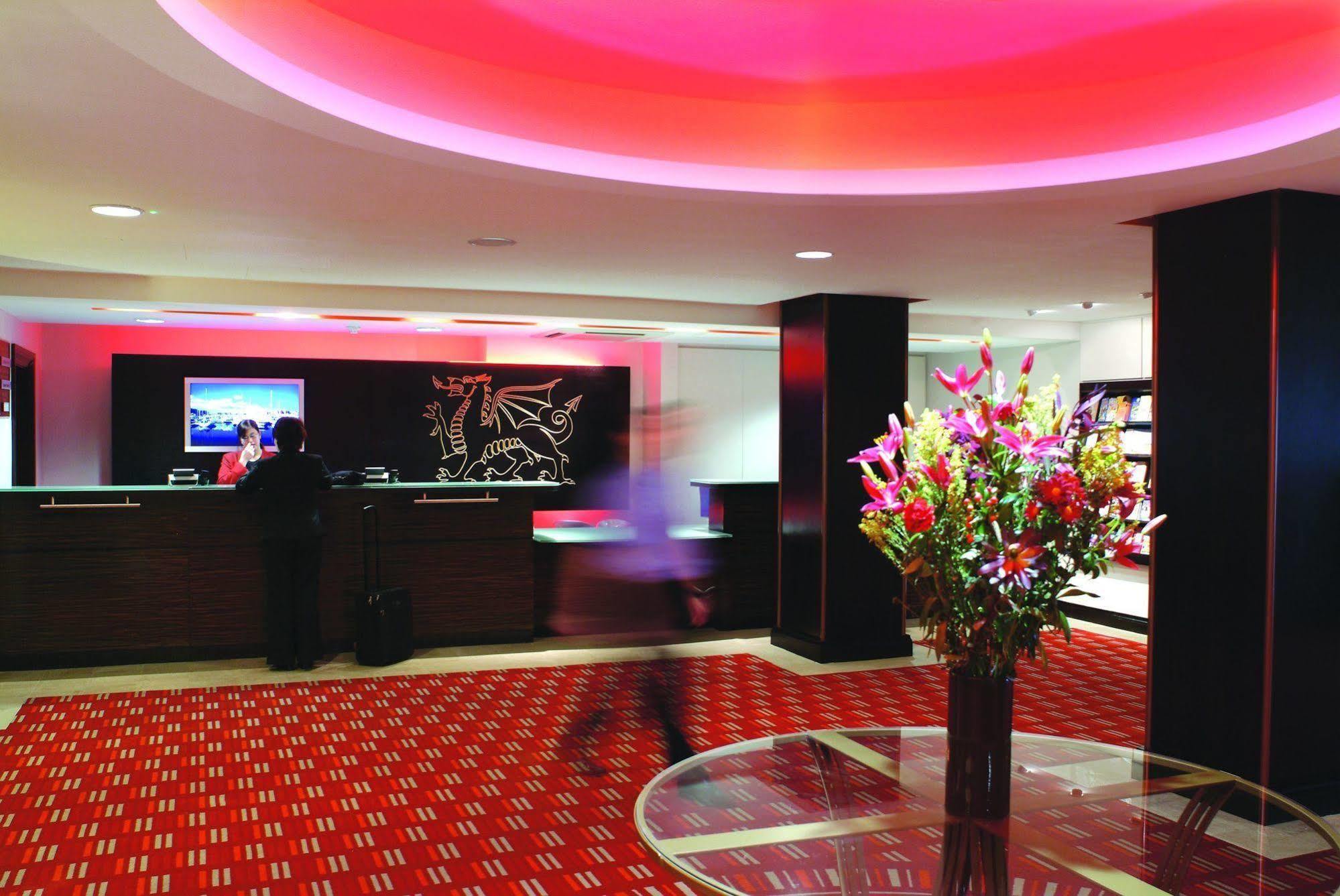 The Dragon Hotel Swansea Kültér fotó